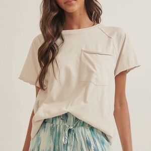 The Lucy Pocket Tee - White Smoke